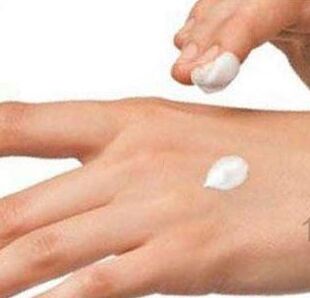 Salbe für die Behandlung von Psoriasis